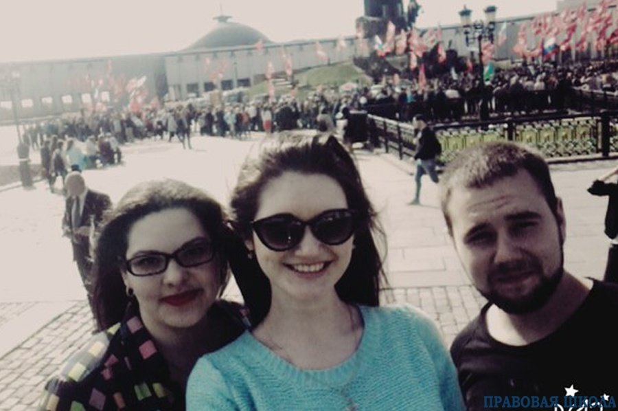 Консультанты Правовой школы встретили автопробег «Звезда нашей Великой Победы» в Москве!